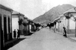 00_calleFraternidad_Elda_años30 [ArxiuEMIDESA]