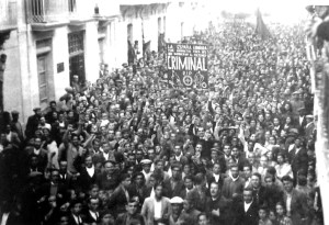 00_ManifestaciónElda_PorAmnistia_calleAntonioMaura_Elda1935 [ArxiuEMIDESA]